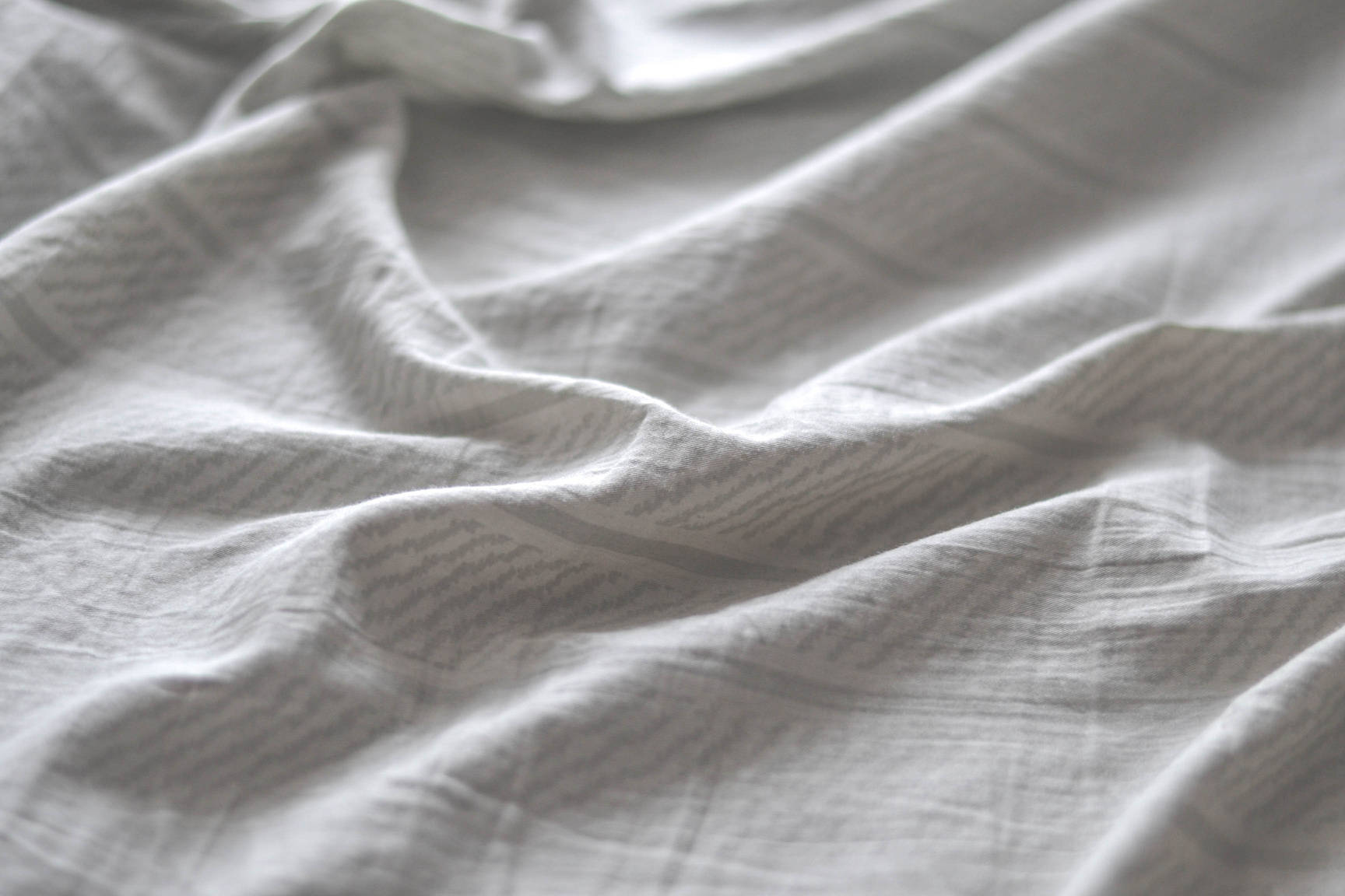 Aesthetics of a rumpled sheet